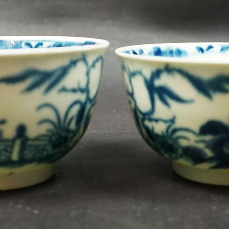 Two Worcester blue painted tea bowls c.1780