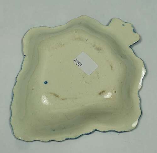 A cream ware pickle leaf with blue painted rim, English c.1780